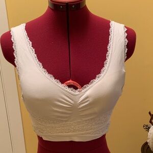 Chic White Lace Trim Bralette